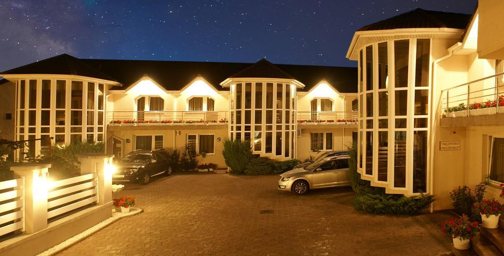 Villa Brussels Дева Екстер'єр фото