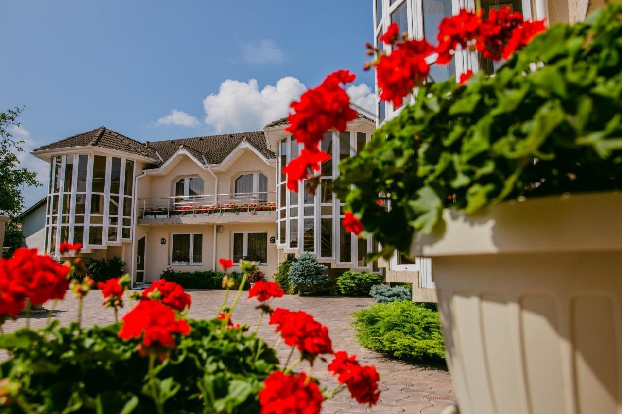Villa Brussels Дева Екстер'єр фото